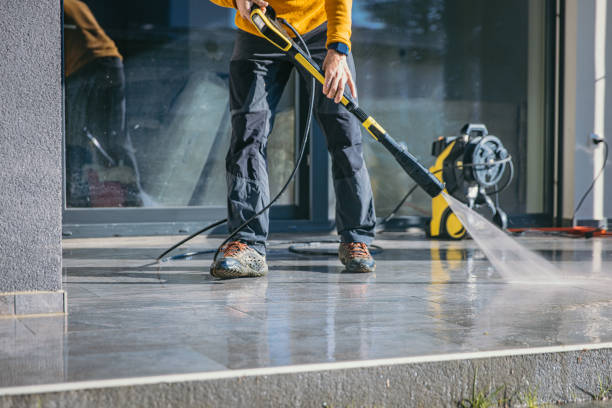 Best Fence Pressure Washing  in Meiners Oaks, CA
